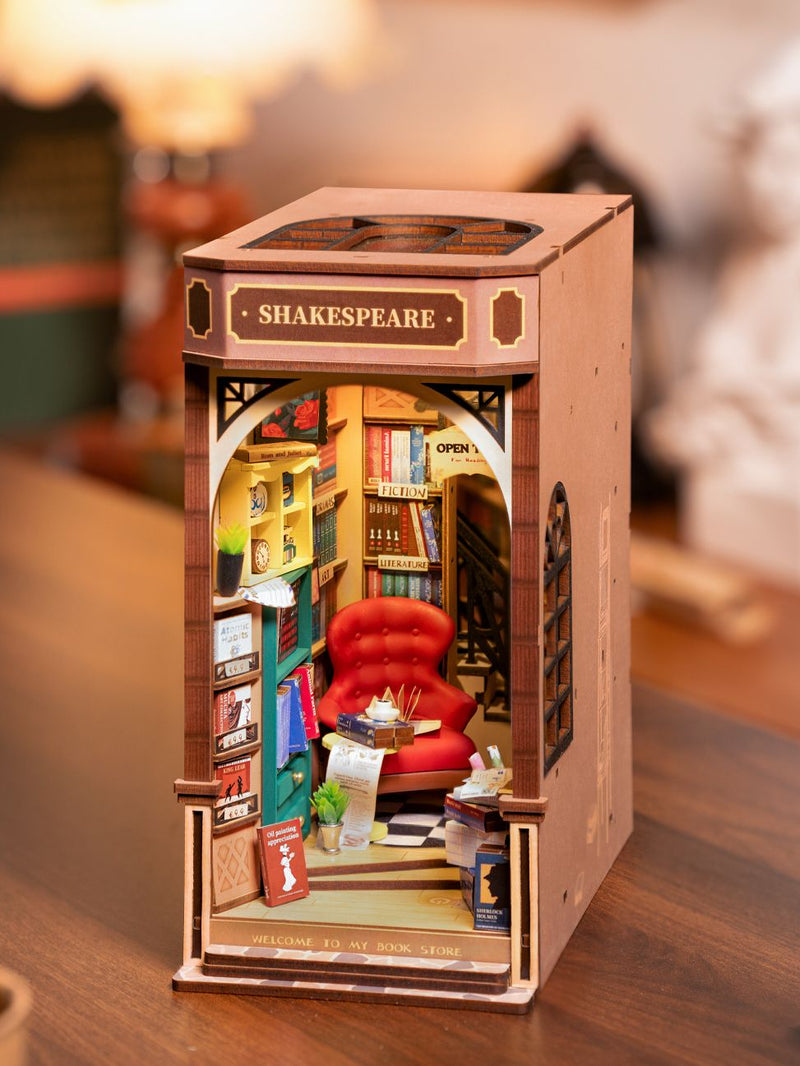 DIY 3D Book Nook Kit Bookstore 194 pcs