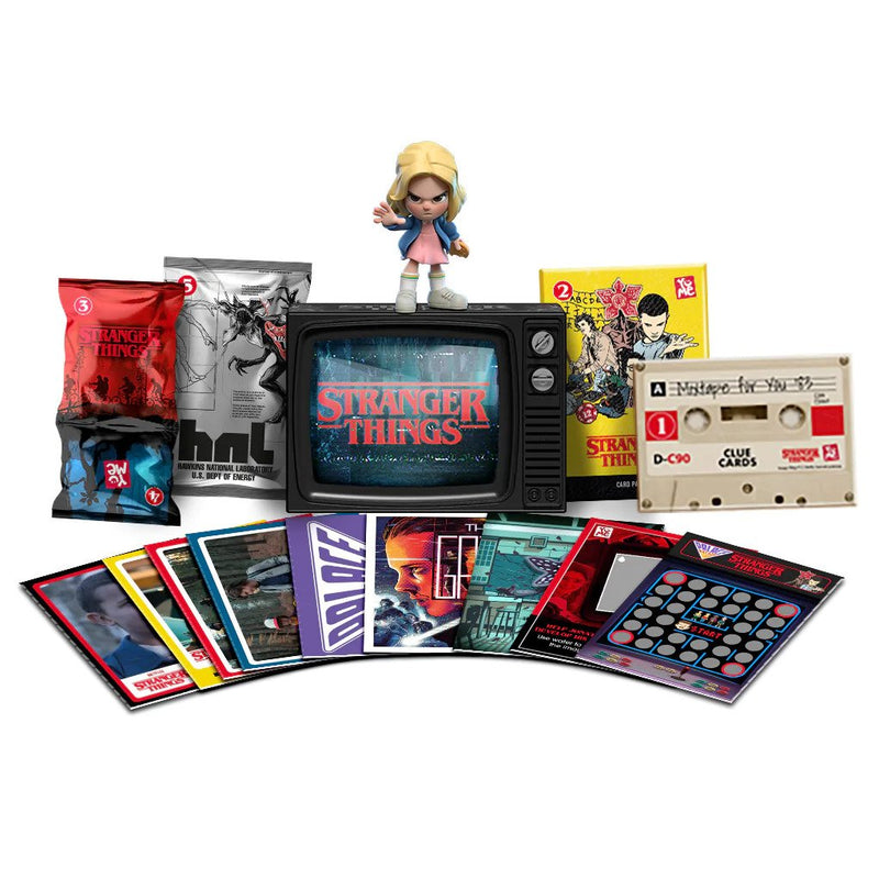 Stranger Things 12 Pack Set - Upside Down Capsule (84 cards and 12 Mystery Figure & Accessories) - Flashpopup.com