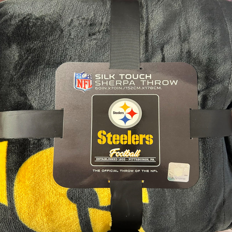 NFL Silk Touch Sherpa Oversized Throw - Steelers (60"x 70")