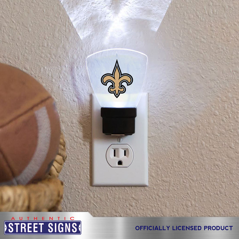 NFL Night Light New Orleans Saints Dimensions 4" x 3" - Flashpopup.com