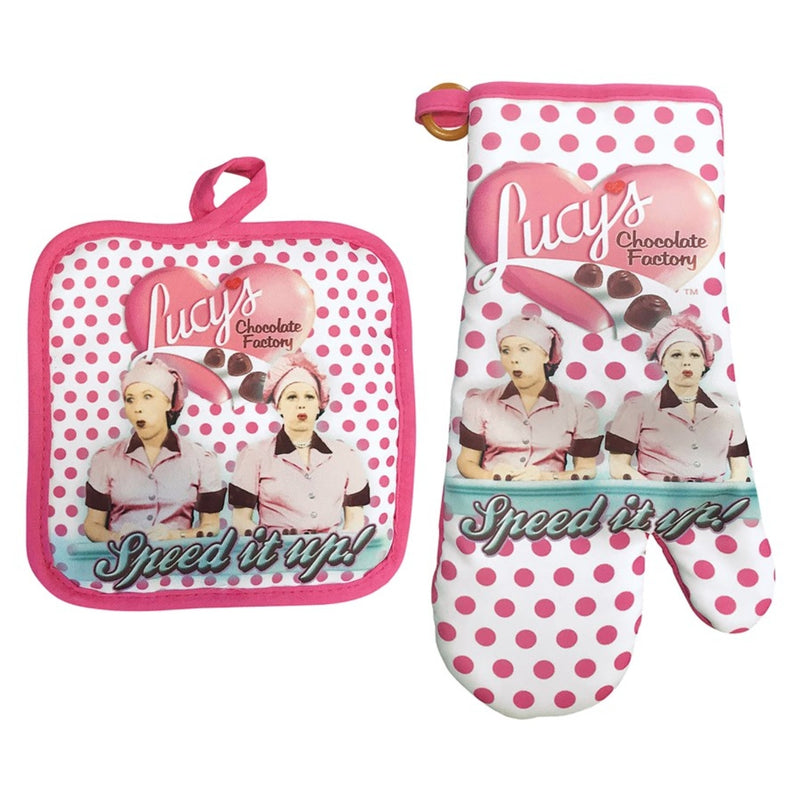Collectible Oven Mitt And Potholder Set - I Love Lucy - Flashpopup.com